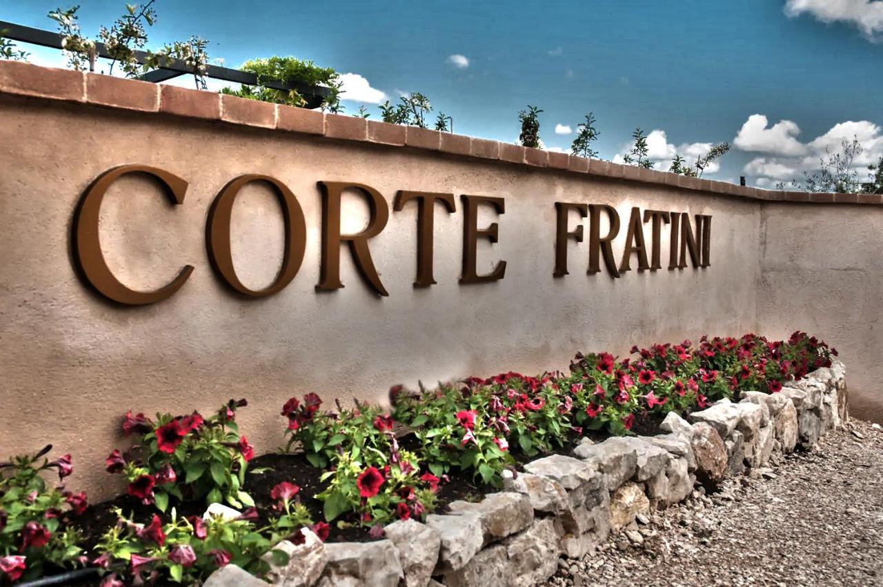 Corte Fratini Appartamenti 特雷维 外观 照片