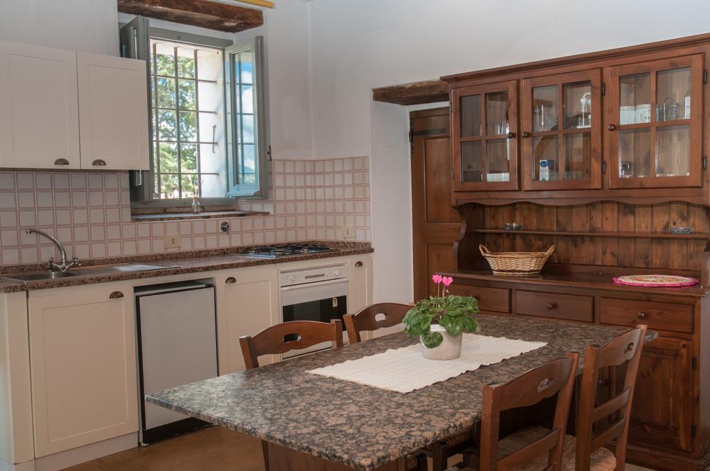 Corte Fratini Appartamenti 特雷维 外观 照片